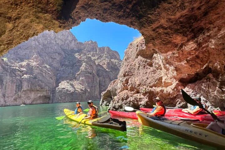 Emerald Cave Kayak Tour from Las Vegas: Glowing Waters & Black Canyon